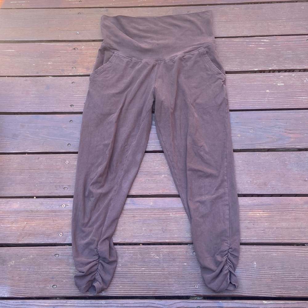 Pact maternity draped jogger, size Small